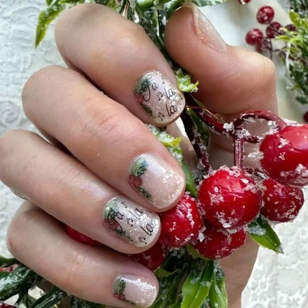 Color street nail set Got Caroled Away